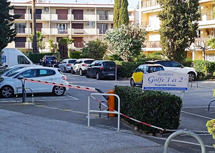 Centre Ste Maxime, 100 M De La *