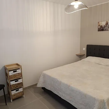 Centre Ste Maxime, 100 M De La Apartment